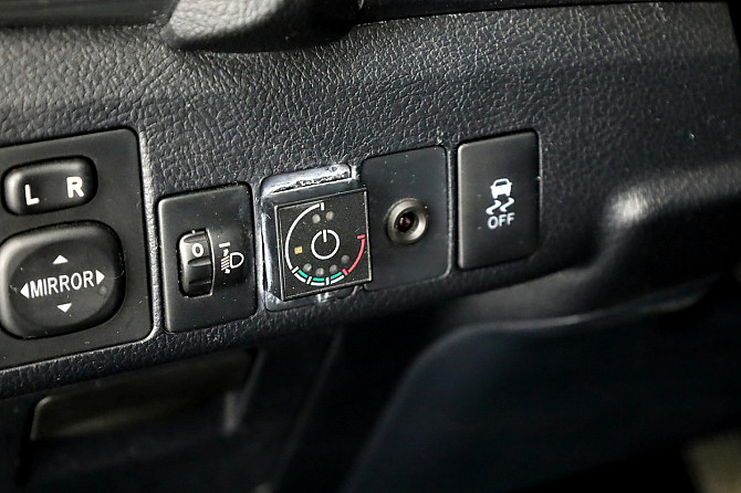 Toyota Auris Linea Sol LPG ATM 1.6 97kW Таллин - изображение 8