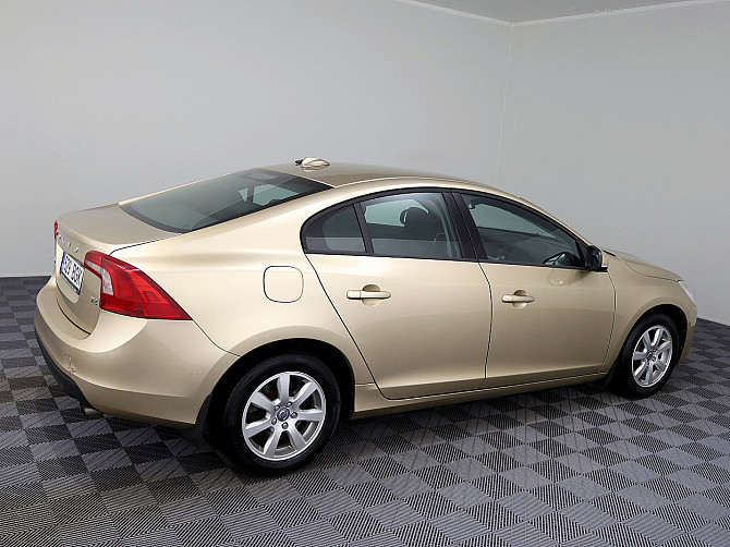 Volvo S60 Momentum ATM 1.6 132kW Таллин - изображение 3