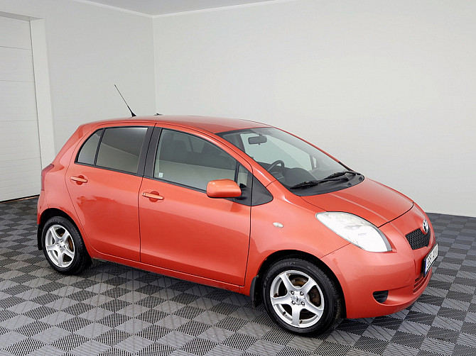 Toyota Yaris Linea Sol ATM 1.3 64kW Таллин - изображение 1