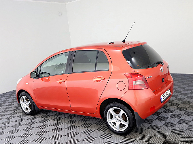 Toyota Yaris Linea Sol ATM 1.3 64kW Таллин - изображение 4