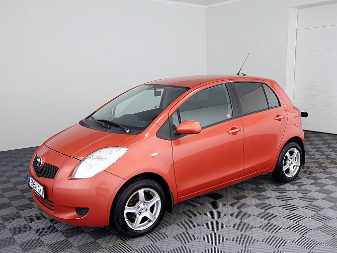 Toyota Yaris Linea Sol ATM 1.3 64kW Таллин - изображение 2