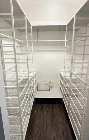 Izzīrē 4 istabu dzīvokli otrajā stāvā privātmājā tuvajā Pārdaugavā ar bezmaksas slēgtu Rīga - foto 9