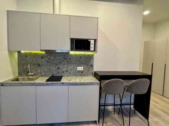 Mеблированная студия в центре Риги  Находится в отреставрированном историческом Rīga