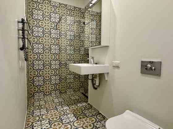 Mеблированная студия в центре Риги  Находится в отреставрированном историческом Rīga