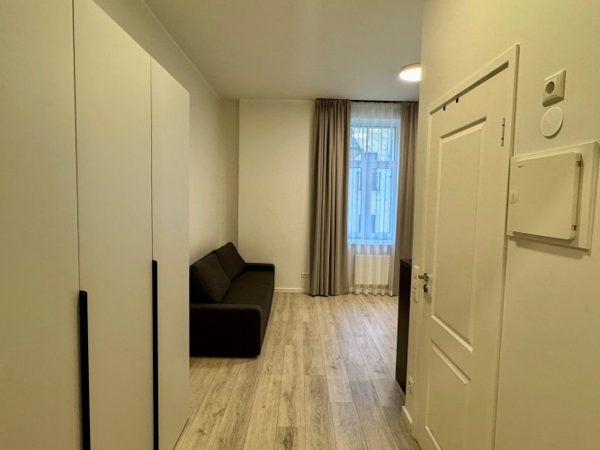 Mēbelēts Studio dzīvoklis Rīgas Centrā.  Tas atrodās restaurētā vēsturiskā jūgendstila Rīga - foto 8