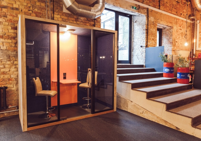 Pilnībā aprīkota 4 darba vietu biroja telpa  Piedāvājam pilnībā mēbelētu un aprīkotu 4 Rīga - foto 5