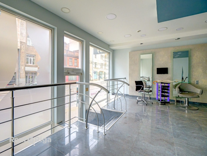 Tiek piedāvāts iegādei daudzfunkcionāls namīpašums Rīgas Centra rajonā, vienā no pilsētas Rīga - foto 7