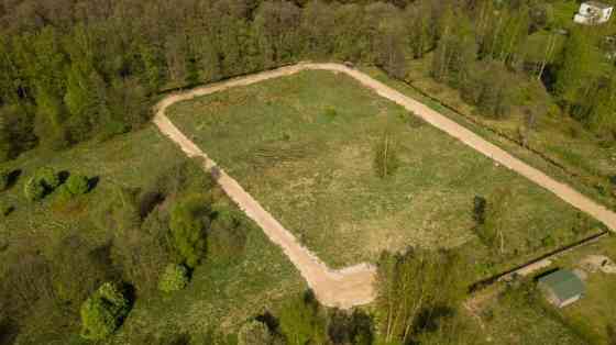 Земельный участок в Трīsциемс  территория для строительства индивидуальных Rīga