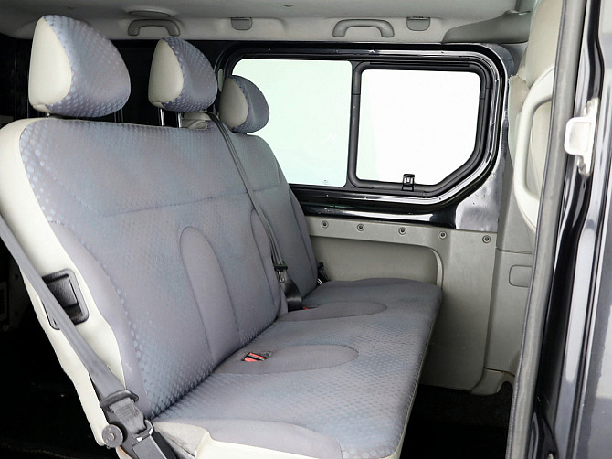 Renault Trafic Passenger Facelift 2.0 dCi 66kW Tallina - foto 8