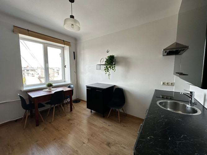 Izīrē mājīgu 2 istabu dzīvokli Rīgas centrā!  Šis dzīvoklis ir īsts atradums tiem, kas Rīga - foto 8