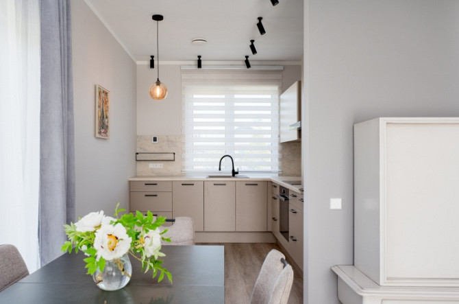 Сдается в долгосрочную аренду абсолютно новый и готовый к комфортному Кекавская вол. - изображение 5