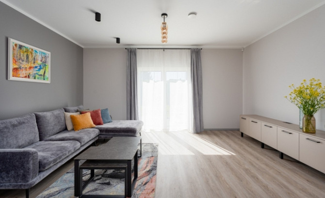 Сдается в долгосрочную аренду абсолютно новый и готовый к комфортному Кекавская вол. - изображение 4