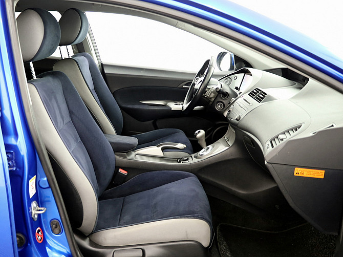 Honda Civic Elegance 1.8 103kW Tallina - foto 6