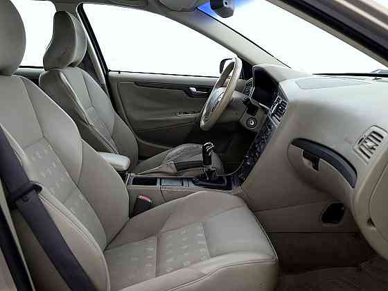 Volvo V70 Estate 2.4 125kW Tallina