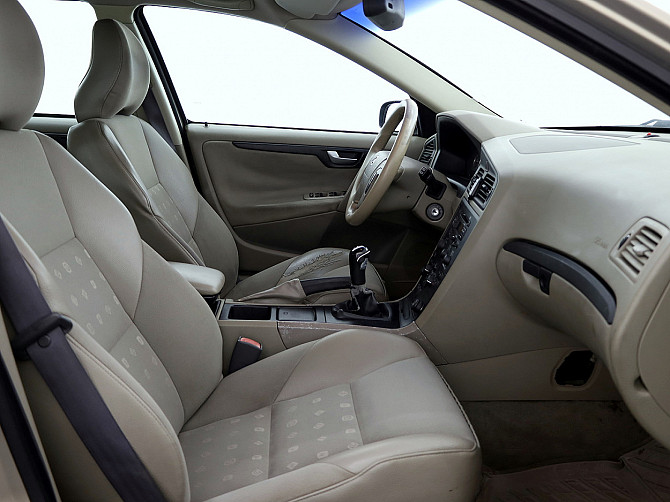 Volvo V70 Estate 2.4 125kW Tallina - foto 6