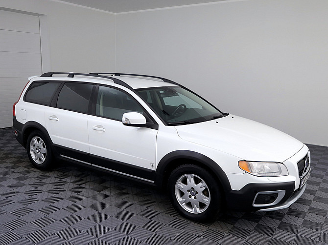 Volvo XC70 Summum ATM 2.4 D5 136kW Tallina - foto 1