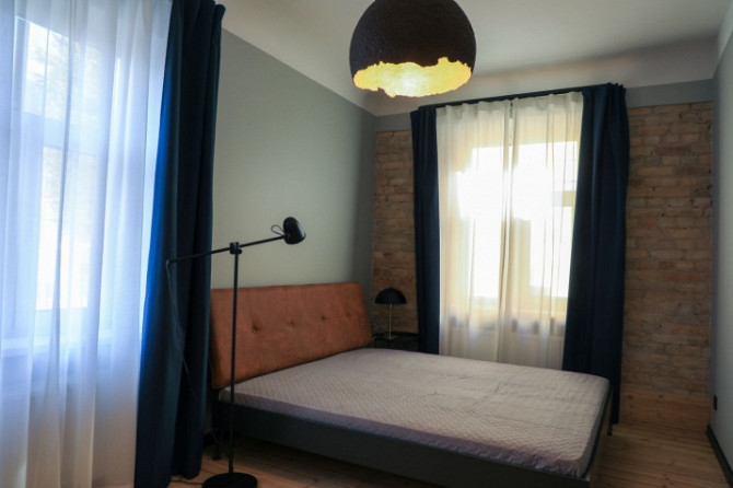 Lieliska iespēja dzīvot Rīgas centrā  renovētā un mājīgā projektā.  Piedāvājam Rīga - foto 9