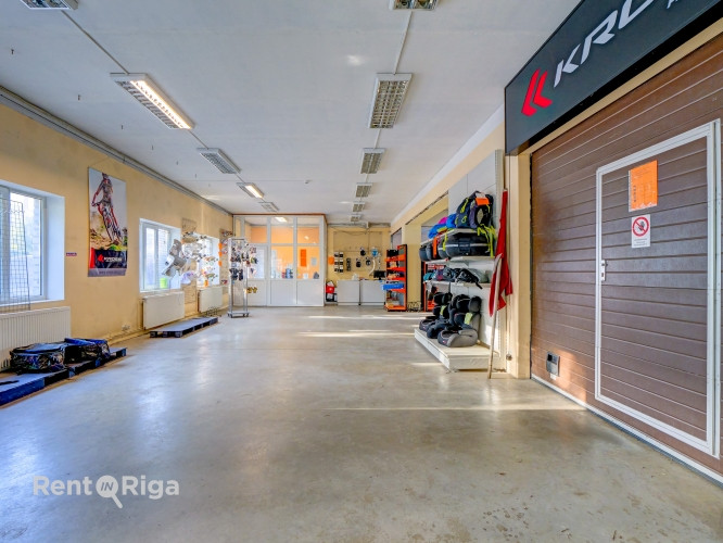 Tirzniecības/noliktavas telpas ar savu teritoriju Ganību dambī.  Par objektu: Tiek iznomāta 2. Rīga - foto 8