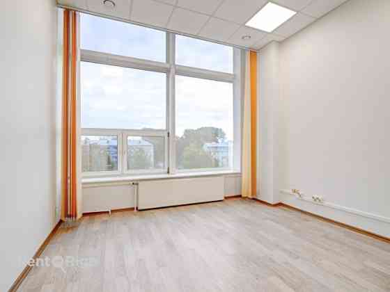 Iznomā biroja telpas biroju ēkā Dienvidu tilta rajonā, netālu no tirdzniecības centra Akropole Rīga. Rīga