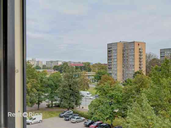 Iznomā biroja telpas biroju ēkā Dienvidu tilta rajonā, netālu no tirdzniecības centra Akropole Rīga. Rīga