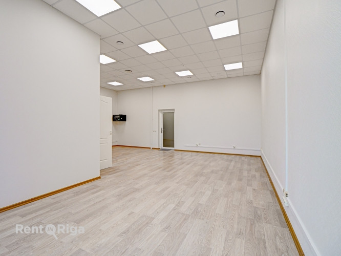 Iznomā biroja telpas biroju ēkā Dienvidu tilta rajonā, netālu no tirdzniecības centra Rīga - foto 3