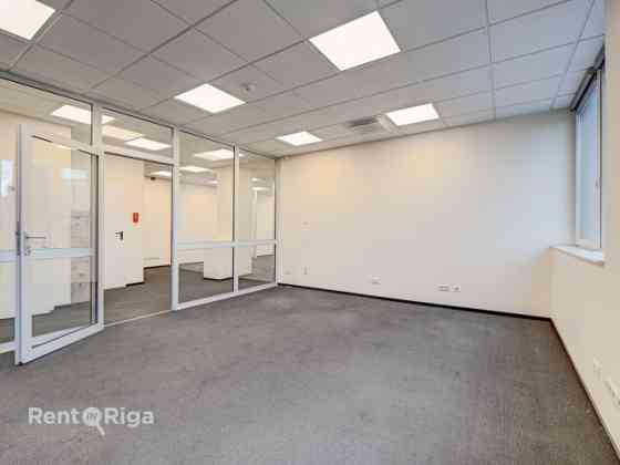 Iznomā biroja telpas biroju ēkā Dienvidu tilta rajonā, netālu no tirdzniecības centra Akropole Rīga. Rīga