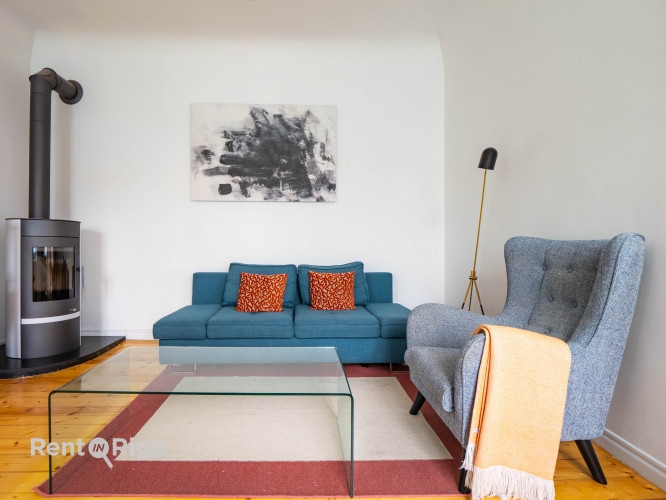 Piedāvājumā ekskluzīvs un mājīgs dzīvoklis 60 m platībā, kas apvieno vēsturisko šarmu ar Rīga - foto 8