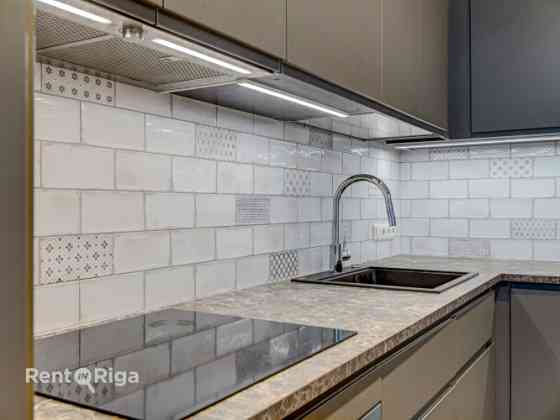 Сдаётся в долгосрочную аренду трёхкомнатная квартира в Салиене.  Квартира Рижский район