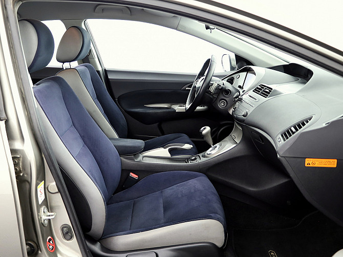 Honda Civic Elegance ATM 1.8 103kW Таллин - изображение 6