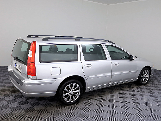 Volvo V70 Summum Facelift ATM 2.4 D5 120kW Tallina - foto 3