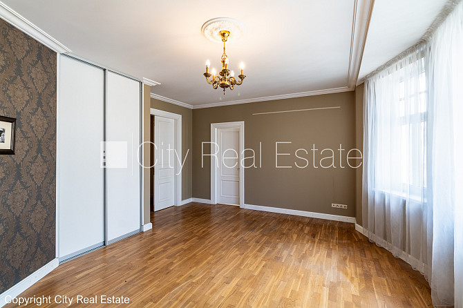 Частный дом, благоустроенная озеленённая территория, закрытая территория, Рига - изображение 3