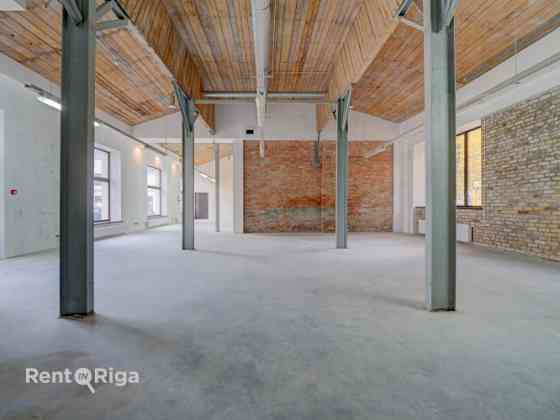 Новые, просторные и современные помещения в Тихом центре  Предлагаются в аренду Рига