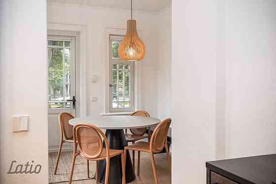 Izīrē dzīvokli prestižajā Kalnciema kvartālā, Āgenskalnā, Rīgā
Ideāla lokācija ar mieru, ērtībām un  Рига