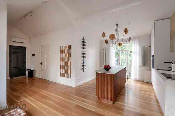 Ekskluzīvs mansarda dzīvoklis Kalnciema kvartālā  elegance, dizains un kvalitāte vienuviet
Pārdošanā Рига