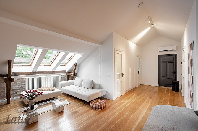 Ekskluzīvs mansarda dzīvoklis Kalnciema kvartālā  elegance, dizains un kvalitāte vienuviet
Pārdošanā Рига - изображение 4
