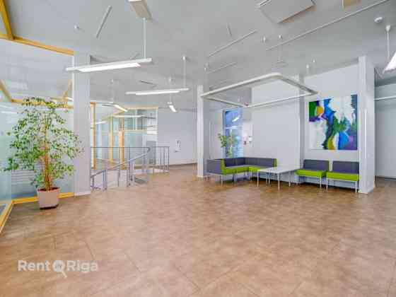 СДАЁТСЯ ОФИС В "NERETAS BIROJI", УЛ. НЕРЕТАС 2K1-107, РИГА  Офисное помещение площадью 33,5 м в Рига