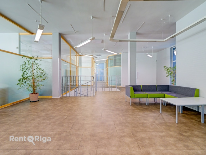 СДАЁТСЯ ОФИС В "NERETAS BIROJI", УЛ. НЕРЕТАС 2K1-107, РИГА  Офисное помещение площадью 25 м в Рига - изображение 5