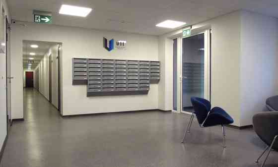 Сдаётся в аренду офисc в Ильгюциемсе.  Общая площадь здания: 1500 м 1-й этаж  462 м 2-й Рига