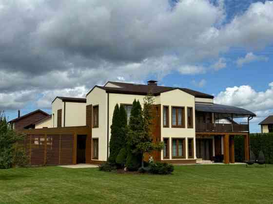 Продается качественно построенный и полностью оборудованный таунхаус с Кекавская вол.