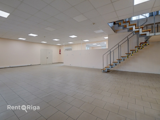 Отдельно стоящее коммерческое здание с просторной прилегающей территорией.  + В Рига - изображение 9