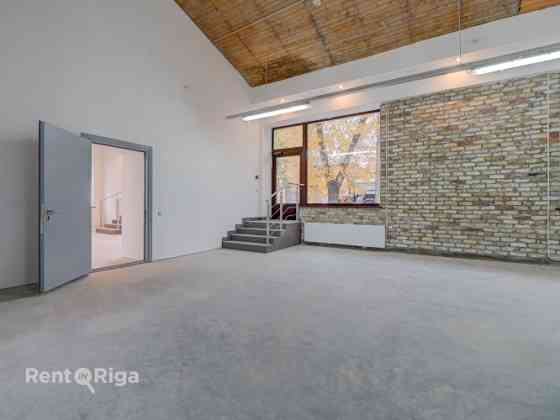 Новые, просторные и современные помещения в Тихом центре  Предлагаются в аренду Рига