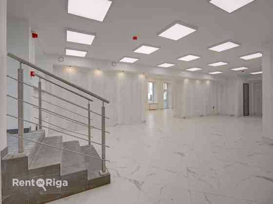 Новые, просторные и современные помещения в Тихом центре.  Предлагаем в аренду Рига