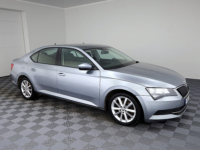 Skoda Superb Comfortline ATM 1.6 TDI 88kW Tallina - foto 1