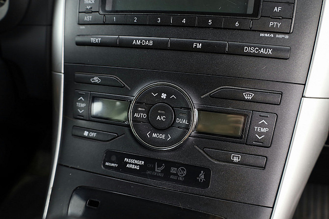 Toyota Auris Linea Sol Facelift ATM 1.6 97kW Таллин - изображение 8