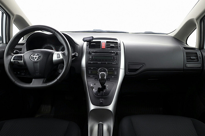 Toyota Auris Linea Sol Facelift ATM 1.6 97kW Таллин - изображение 5