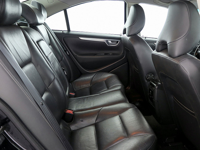 Volvo S60 Summum Facelift ATM 2.4 D5 136kW Таллин - изображение 7