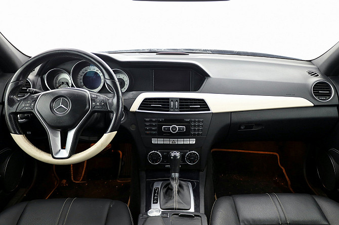 Mercedes-Benz C 250 Avantgarde Facelift ATM 1.8 150kW Tallina - foto 5