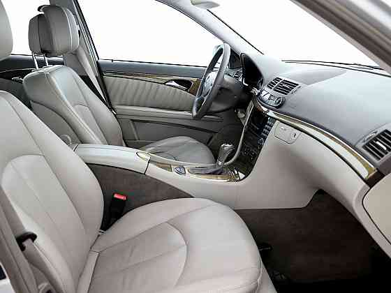 Mercedes-Benz E 320 Avantgarde 4Matic 4x4 ATM 3.0 CDI 165kW Tallina