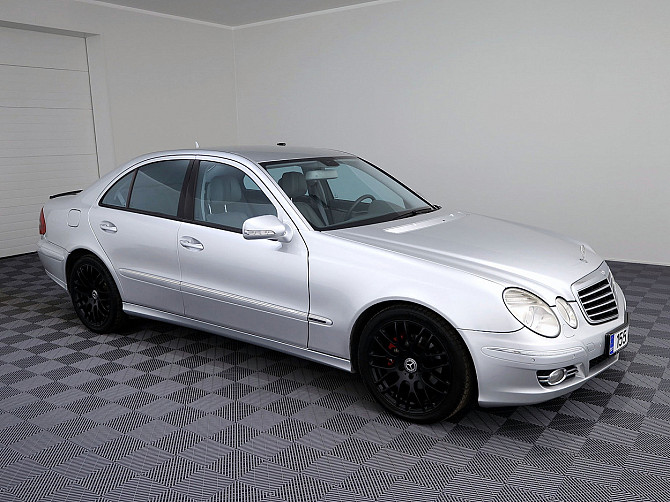 Mercedes-Benz E 320 Avantgarde 4Matic 4x4 ATM 3.0 CDI 165kW Tallina - foto 1