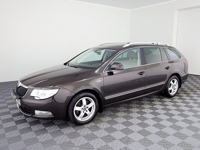 Skoda Superb Laurin  Klement Facelift ATM 2.0 TDI 125kW Таллин - изображение 2